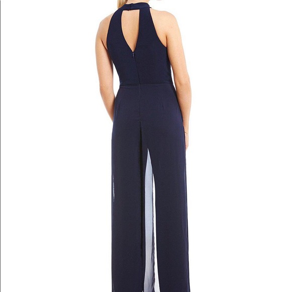 Keyhole Mock Neck Jumpsuit - Picture 3 of 3